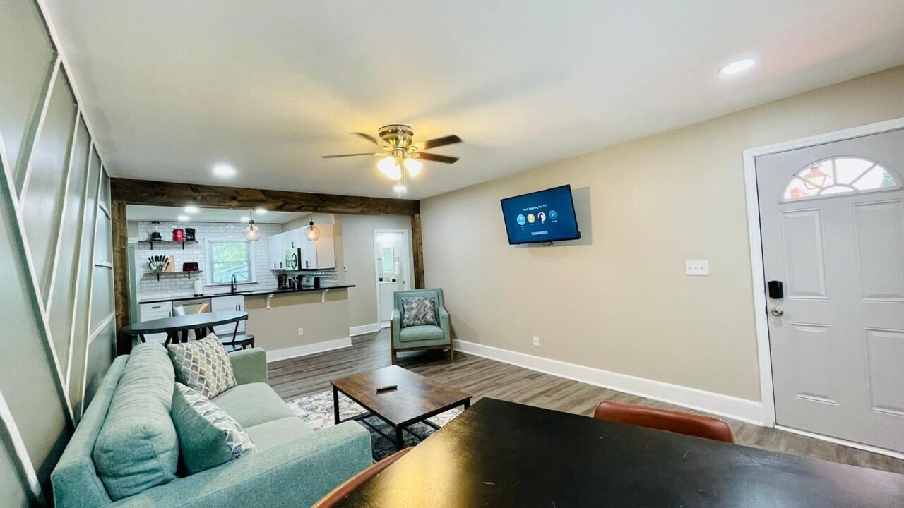 Photo of Livingroom in Marietta