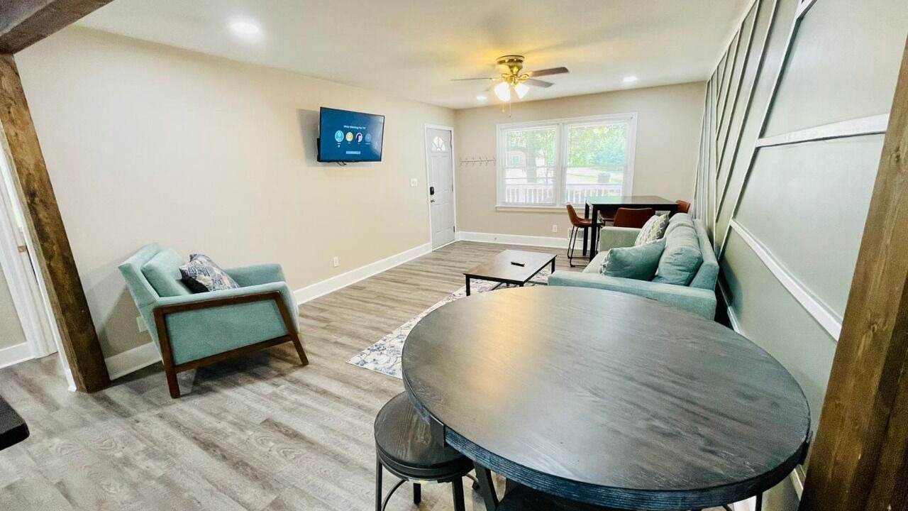 Photo of Livingroom in Marietta
