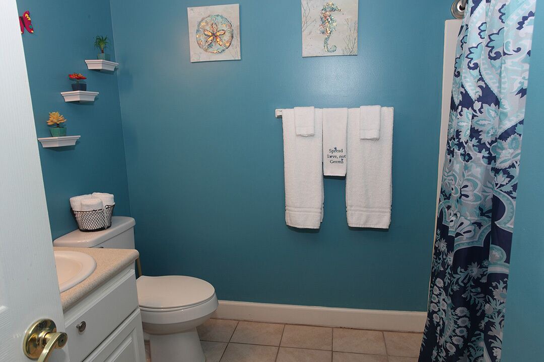 Photo of Bathroom in Dock Junction