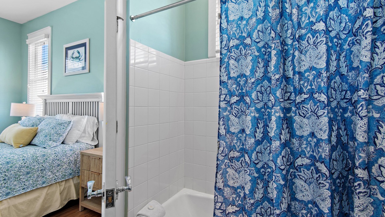 Photo of Bathroom in Sunnyside