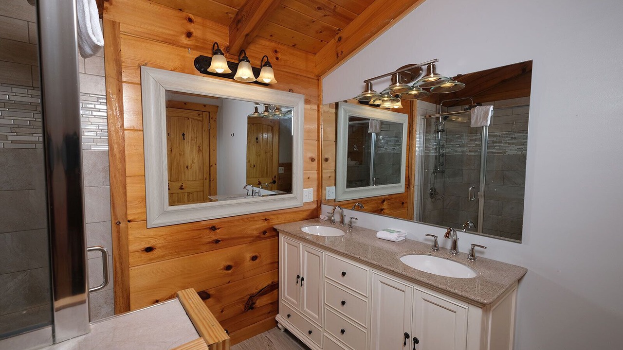 Photo of Bathroom in Sevierville