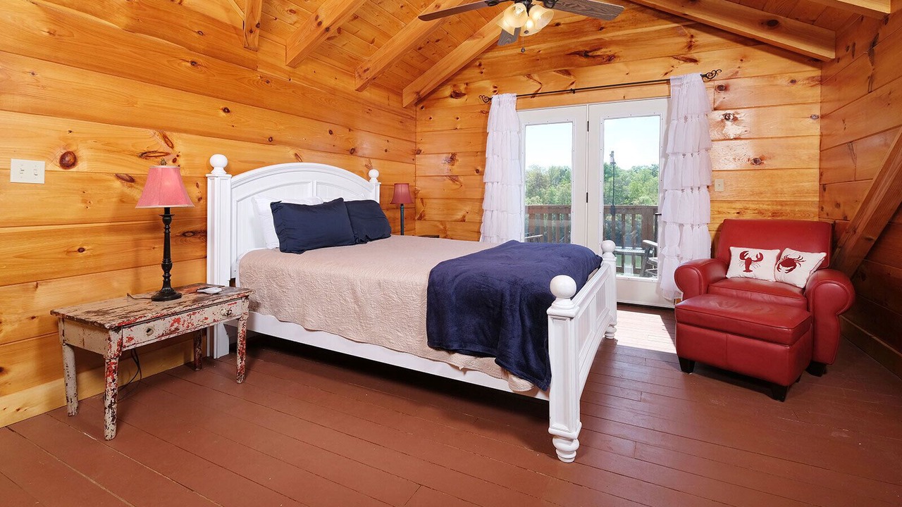 Photo of Bedroom in Sevierville