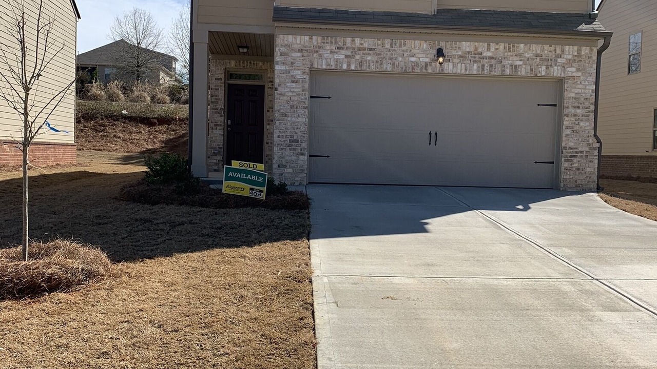 Photo of Outdoor in Locust Grove