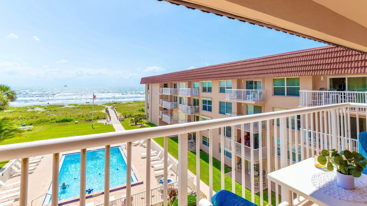 Photo of Patio Balcony in Cocoa Beach