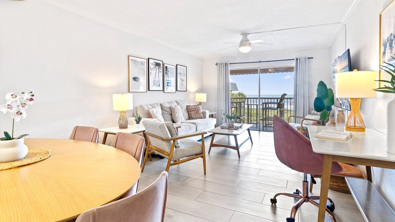 Photo of Bedroom in Cocoa Beach