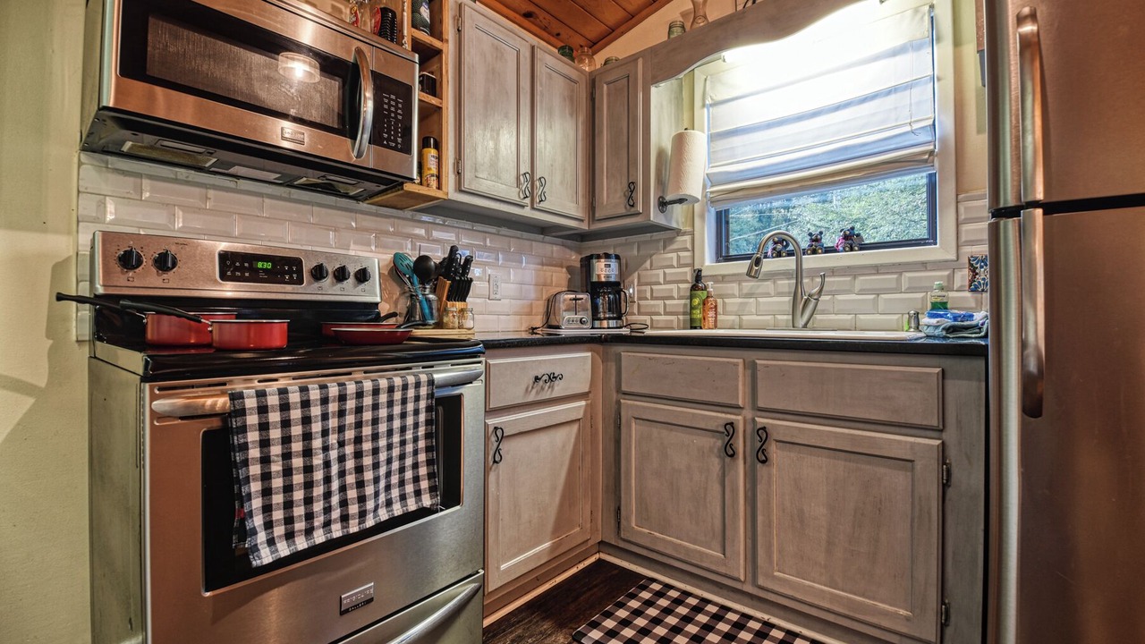 Photo of Kitchen in Cosby