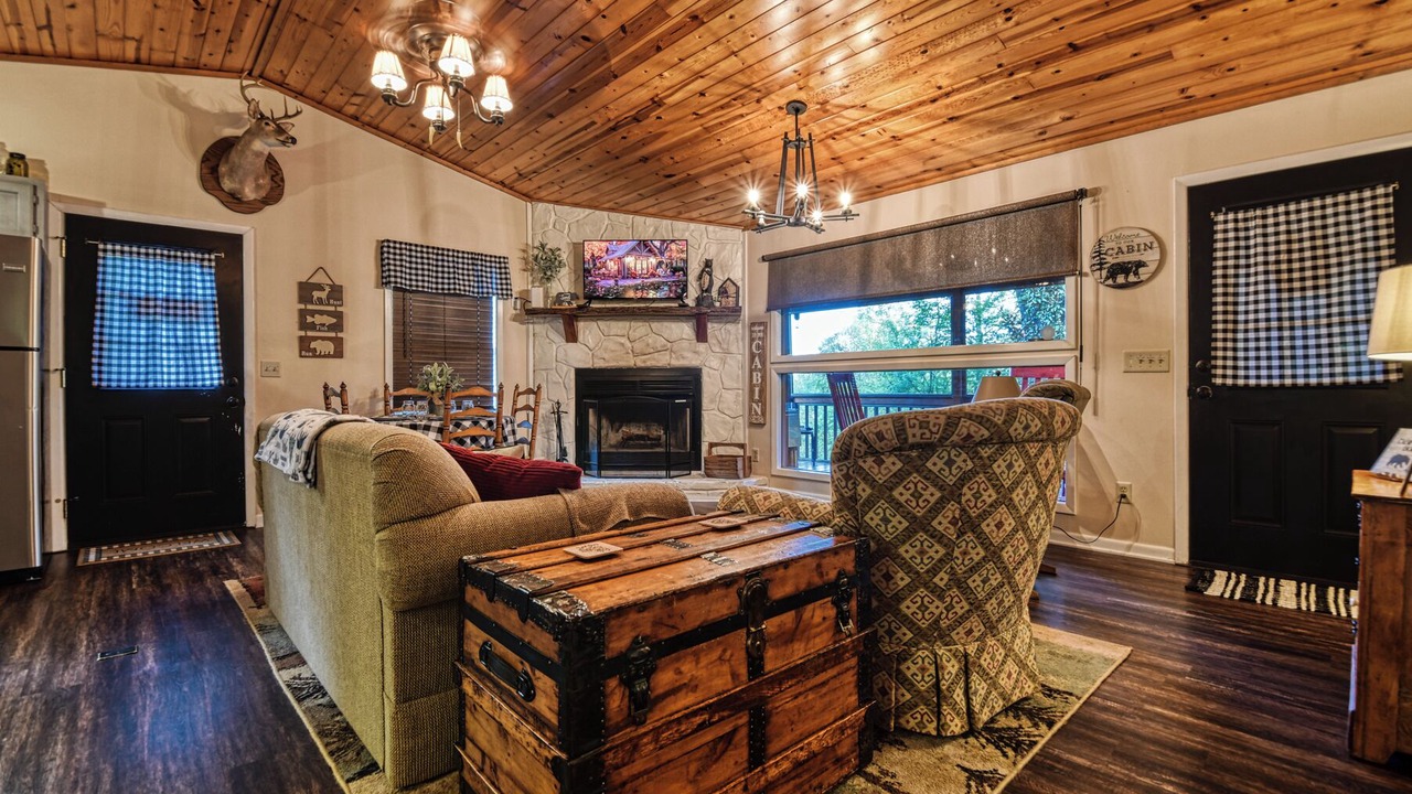 Photo of Livingroom in Cosby