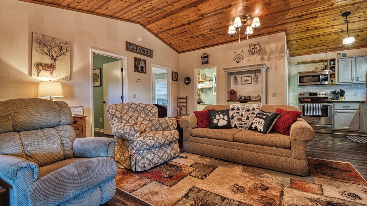 Photo of Livingroom in Cosby