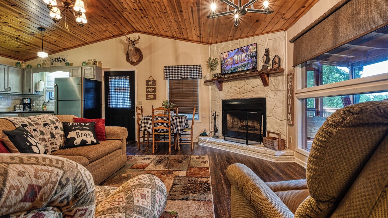 Photo of Livingroom in Cosby