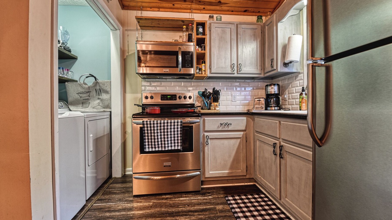 Photo of Kitchen in Cosby