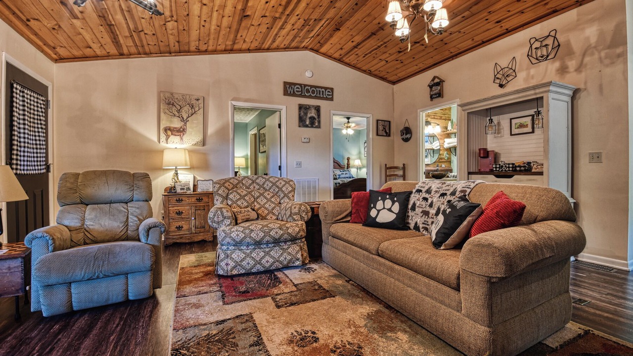 Photo of Livingroom in Cosby