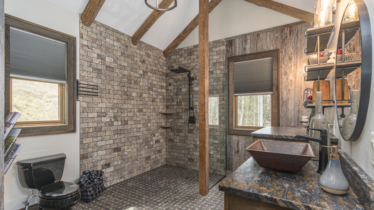 Photo of Bathroom in Waynesville