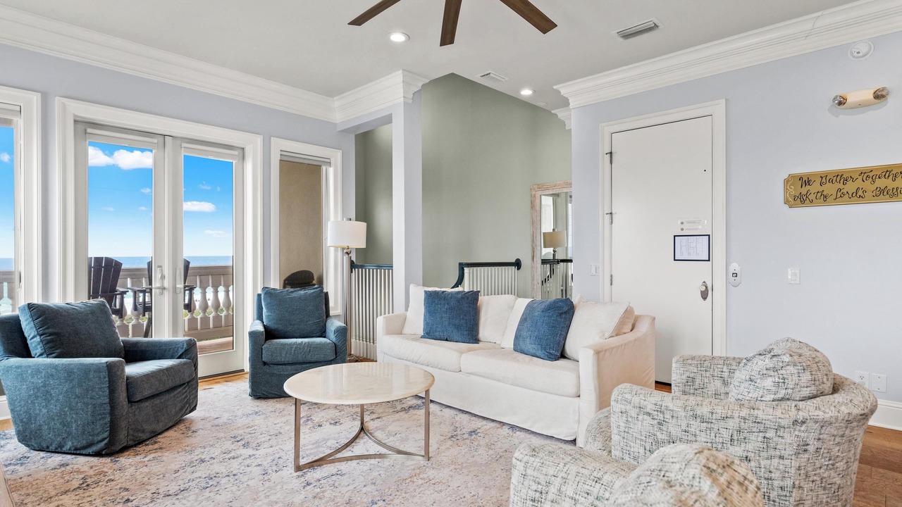 Photo of Livingroom in Laguna Beach