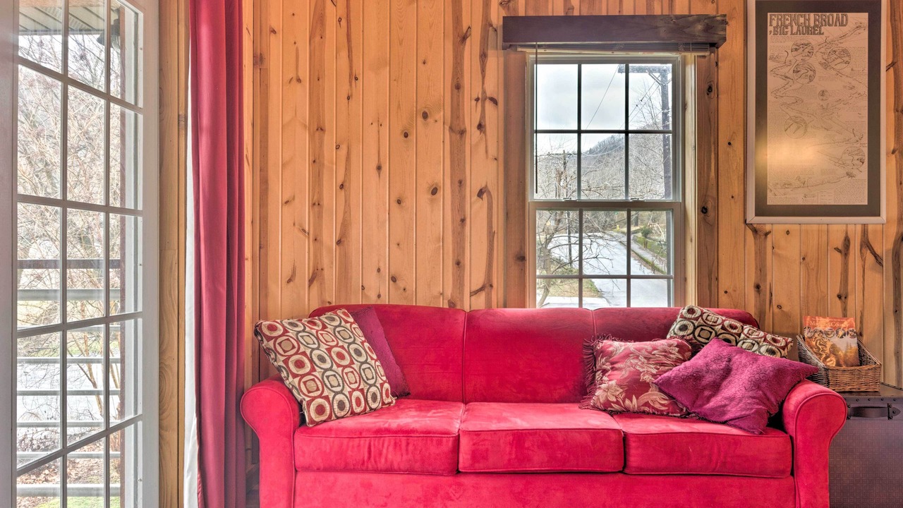 Photo of Bedroom in Hot Springs