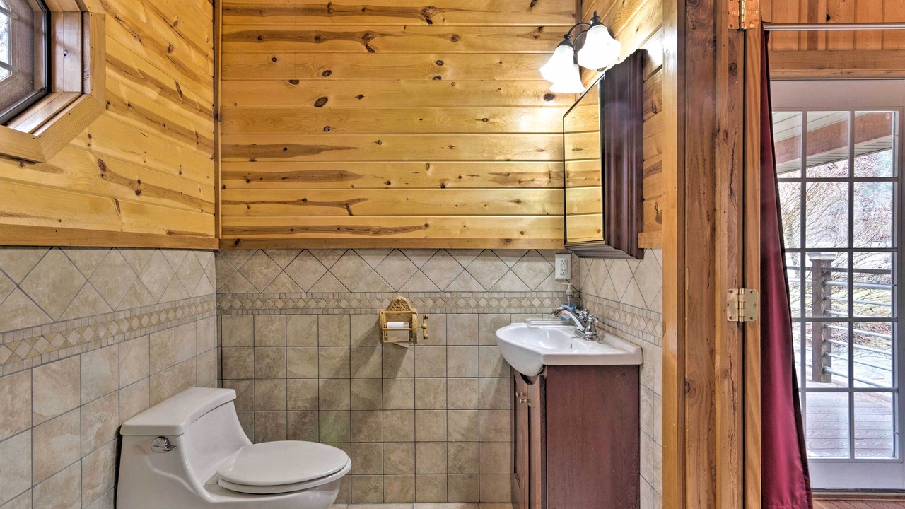 Photo of Bathroom in Hot Springs