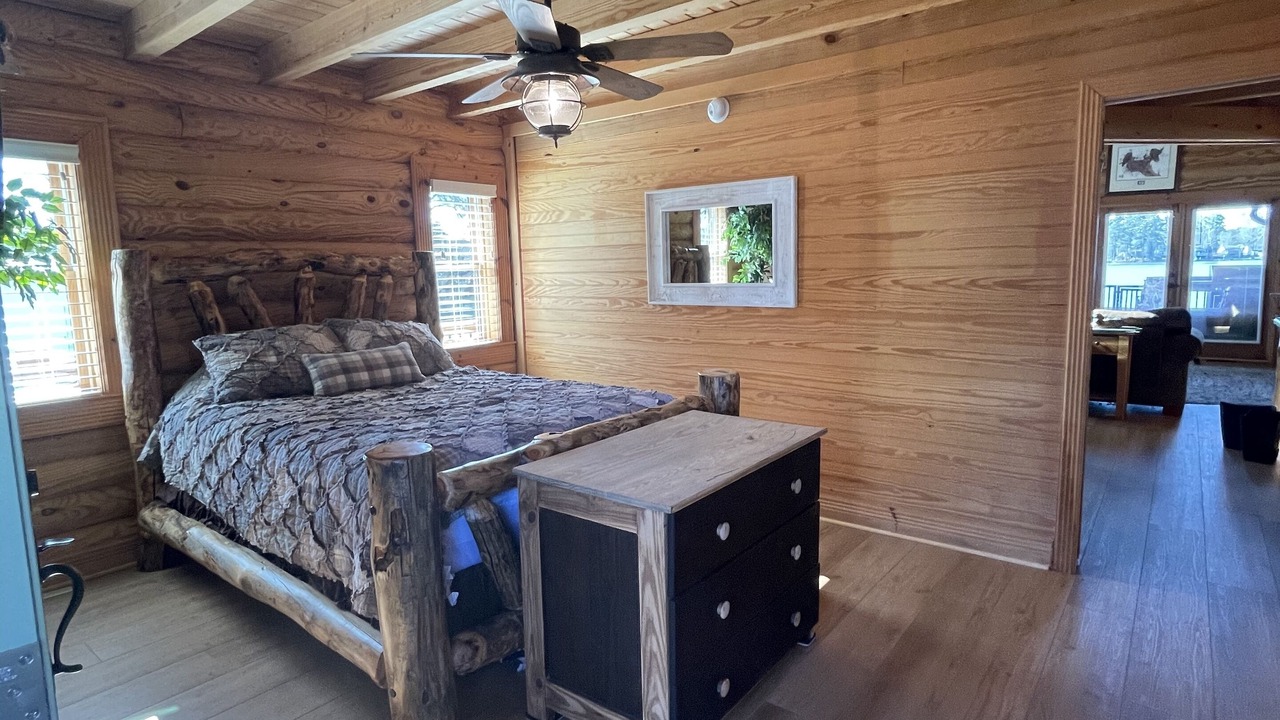 Photo of Bedroom in Hollands Landing