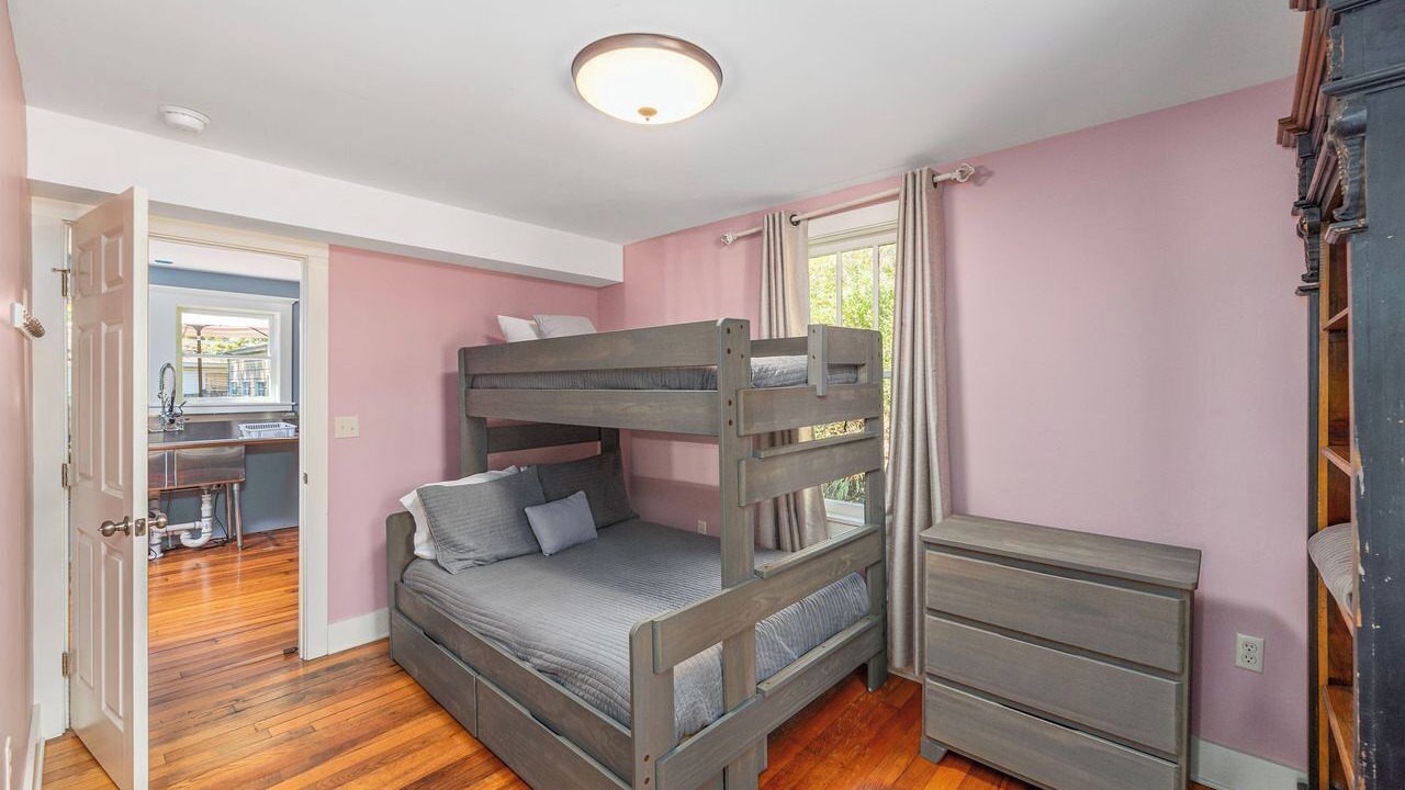 Photo of Bedroom in Hot Springs