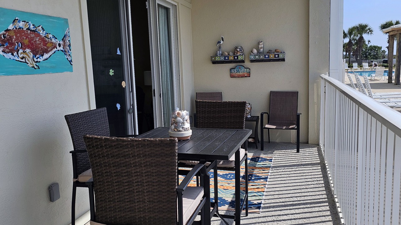 Photo of Patio Balcony in Dauphin Island