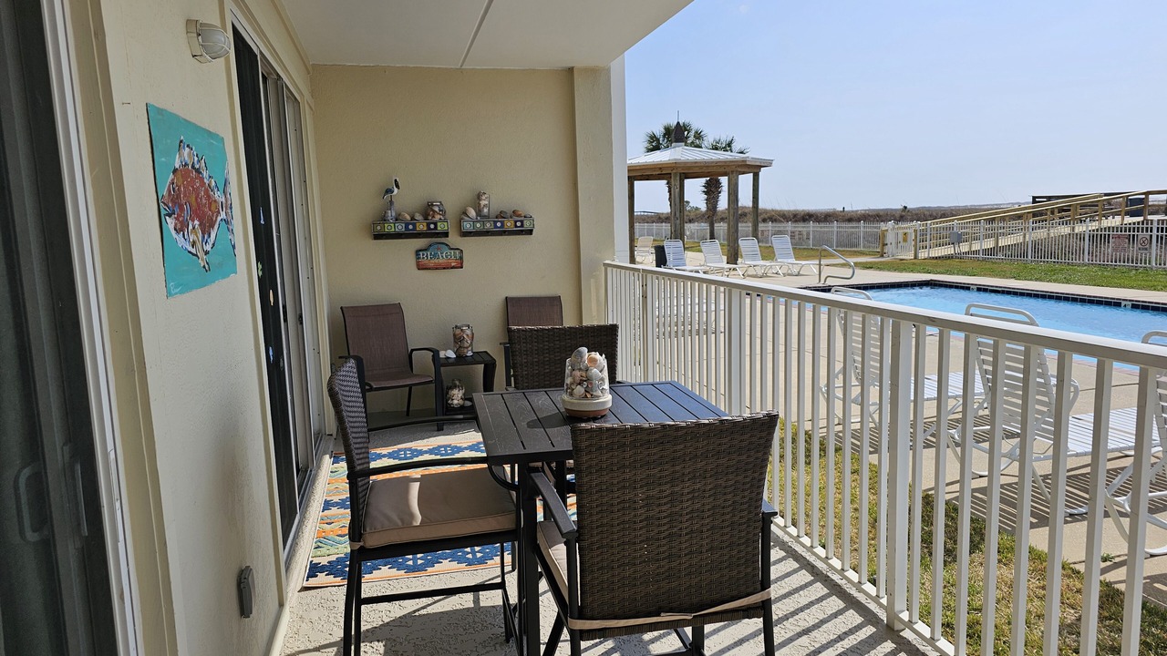 Photo of Patio Balcony in Dauphin Island