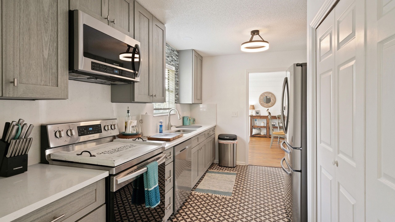Photo of Kitchen in Saint Simons Heights