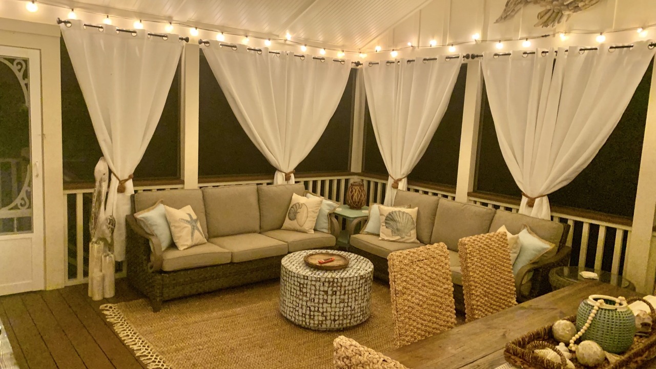 Photo of Livingroom in Saint Simons Heights