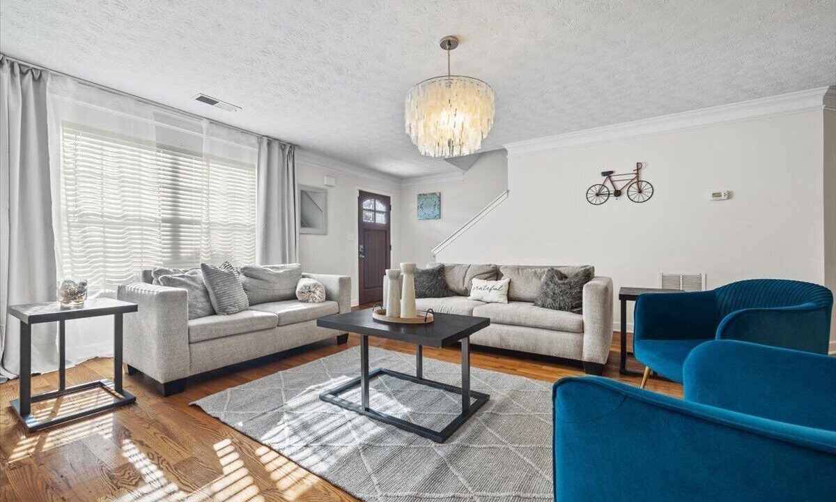 Photo of Livingroom in Decatur