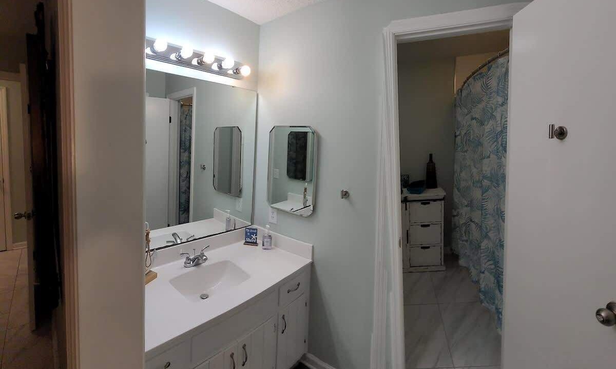 Photo of Bathroom in St. Marys