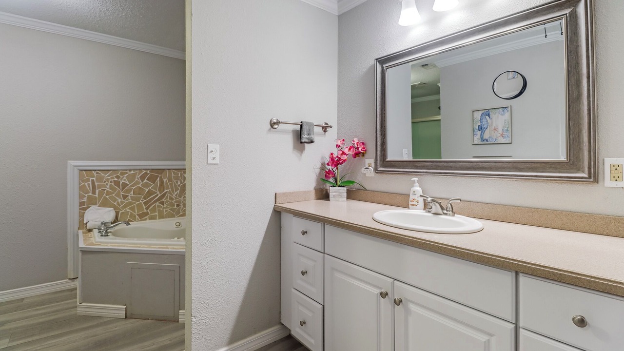 Photo of Bathroom in Long Beach
