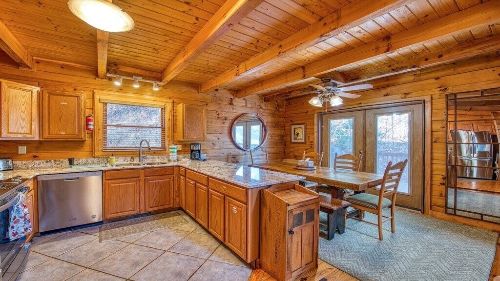 Photo of Bedroom in Sherwood Forest