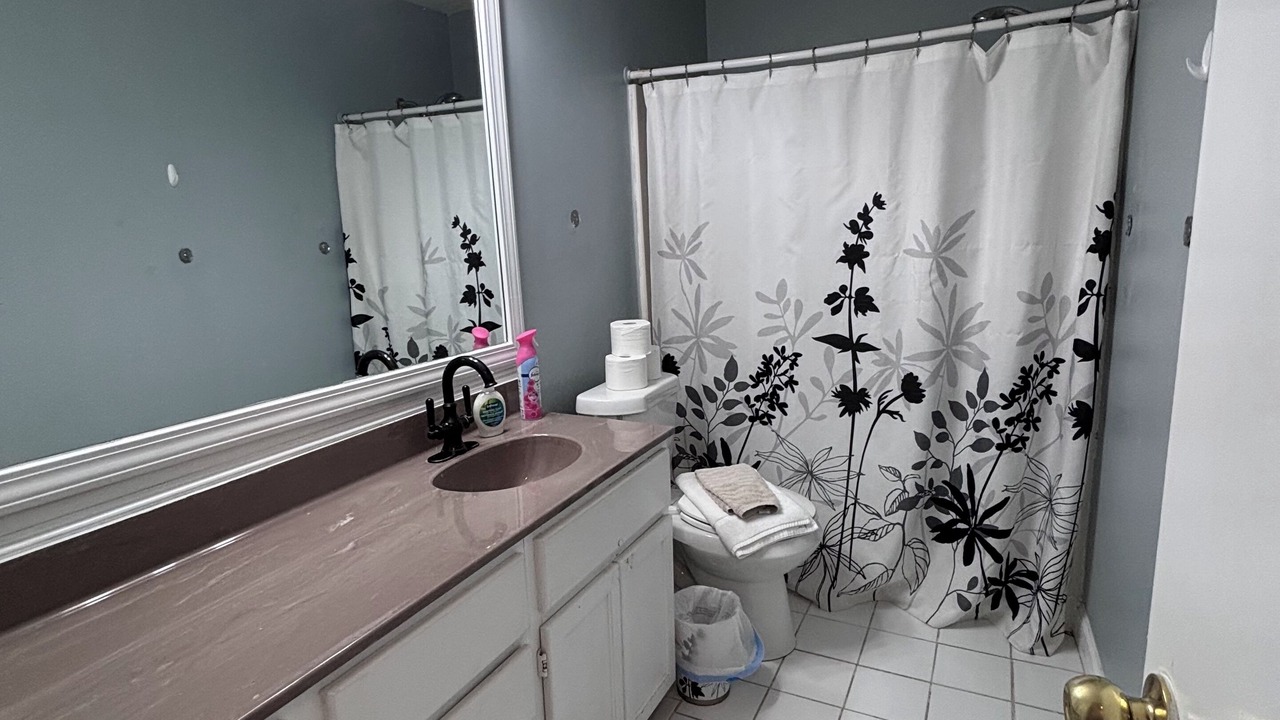 Photo of Bathroom in Powder Springs