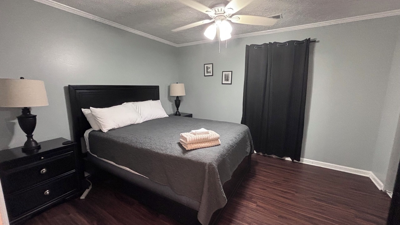 Photo of Bedroom in Powder Springs
