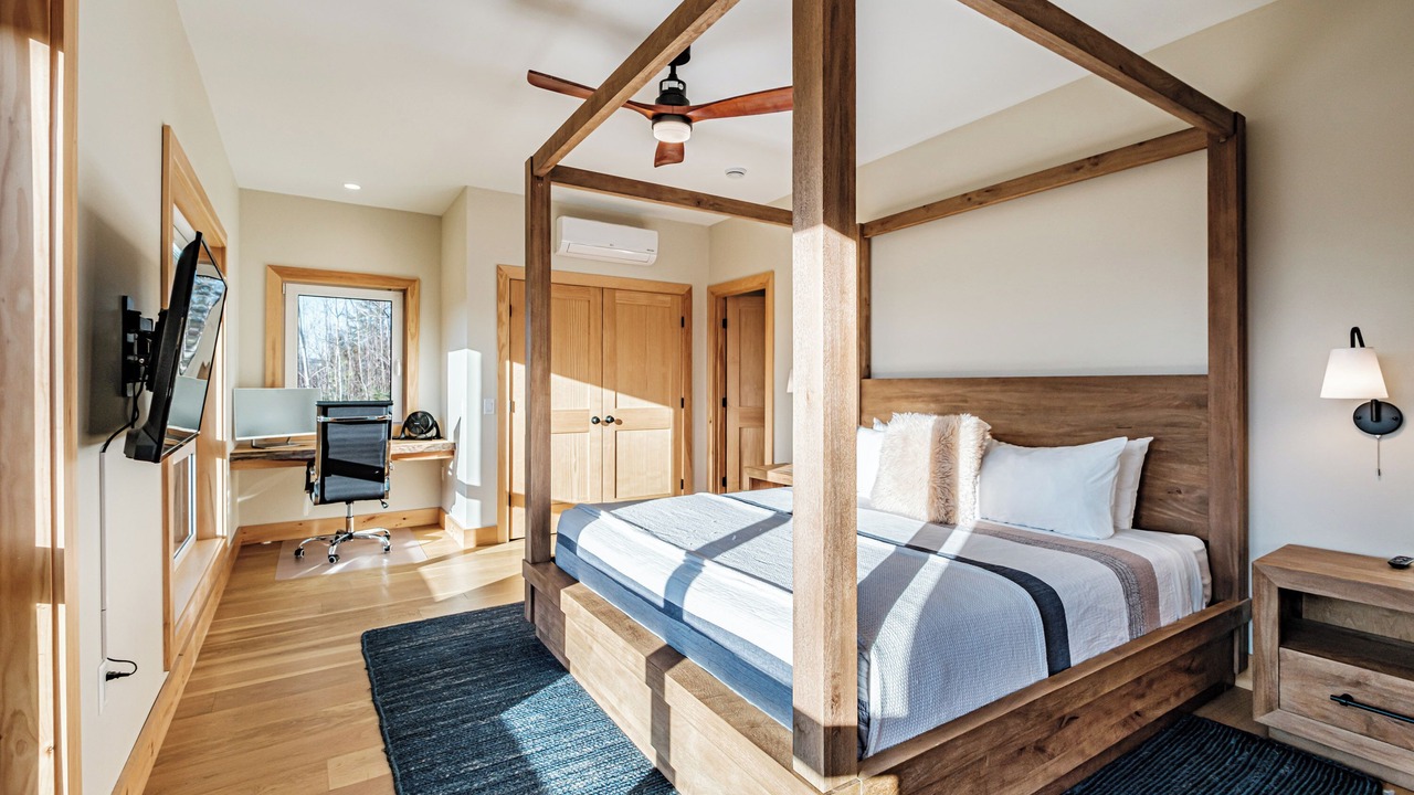 Photo of Bedroom in Bethel
