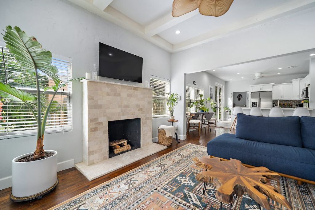 Photo of Livingroom in Parker Ridge