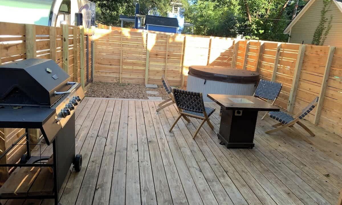 Photo of Outdoor in Plaza Midwood