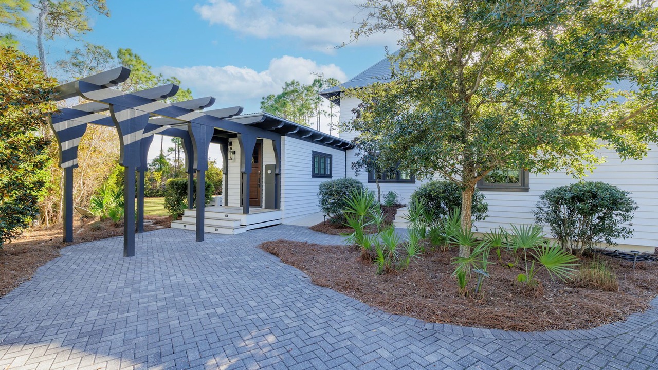 Photo of Outdoor in Sunnyside