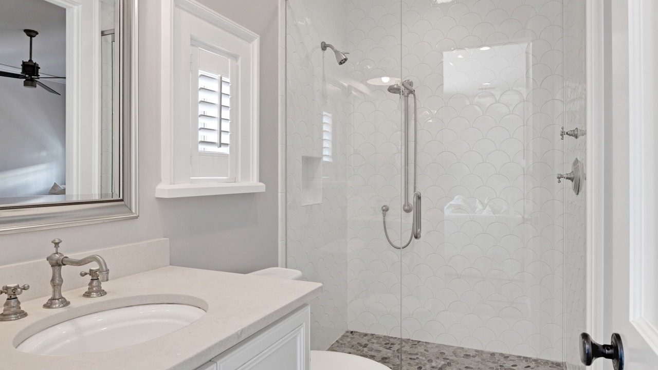 Photo of Bathroom in Sunnyside