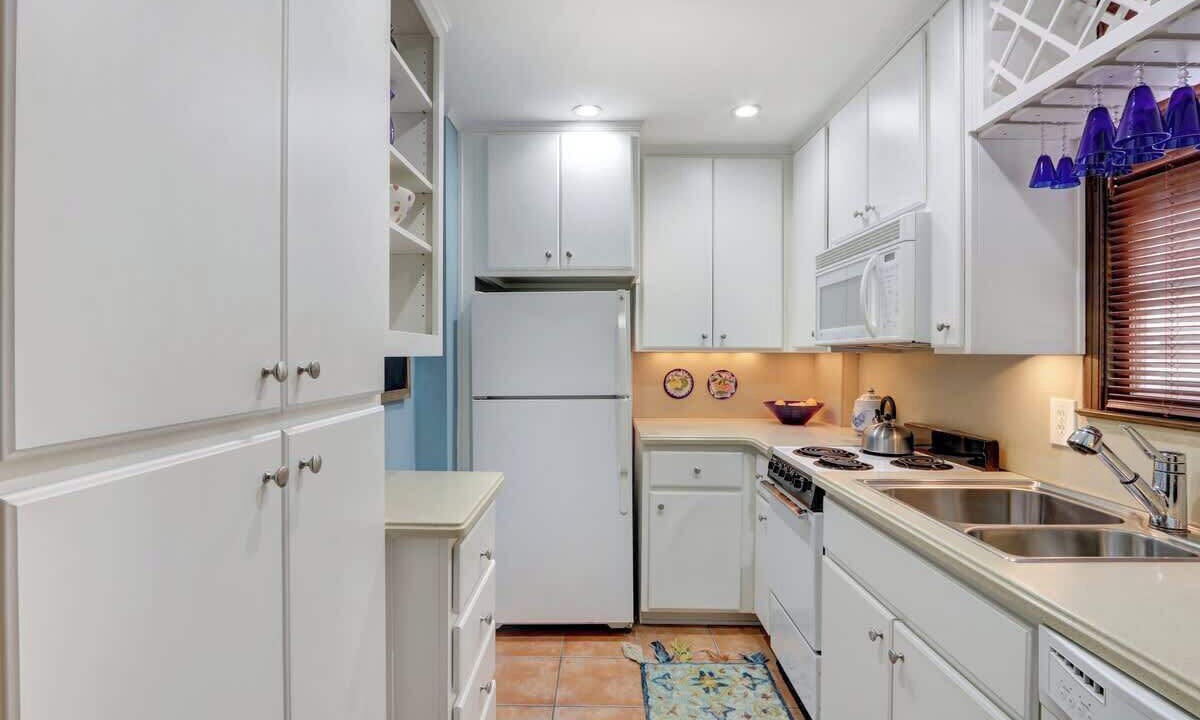 Photo of Kitchen in Historic Downtown Savannah