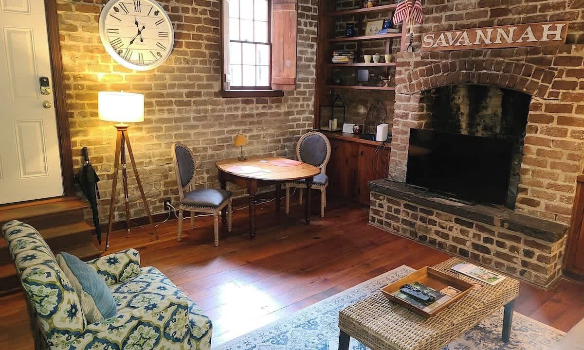Photo of Others in Historic Downtown Savannah
