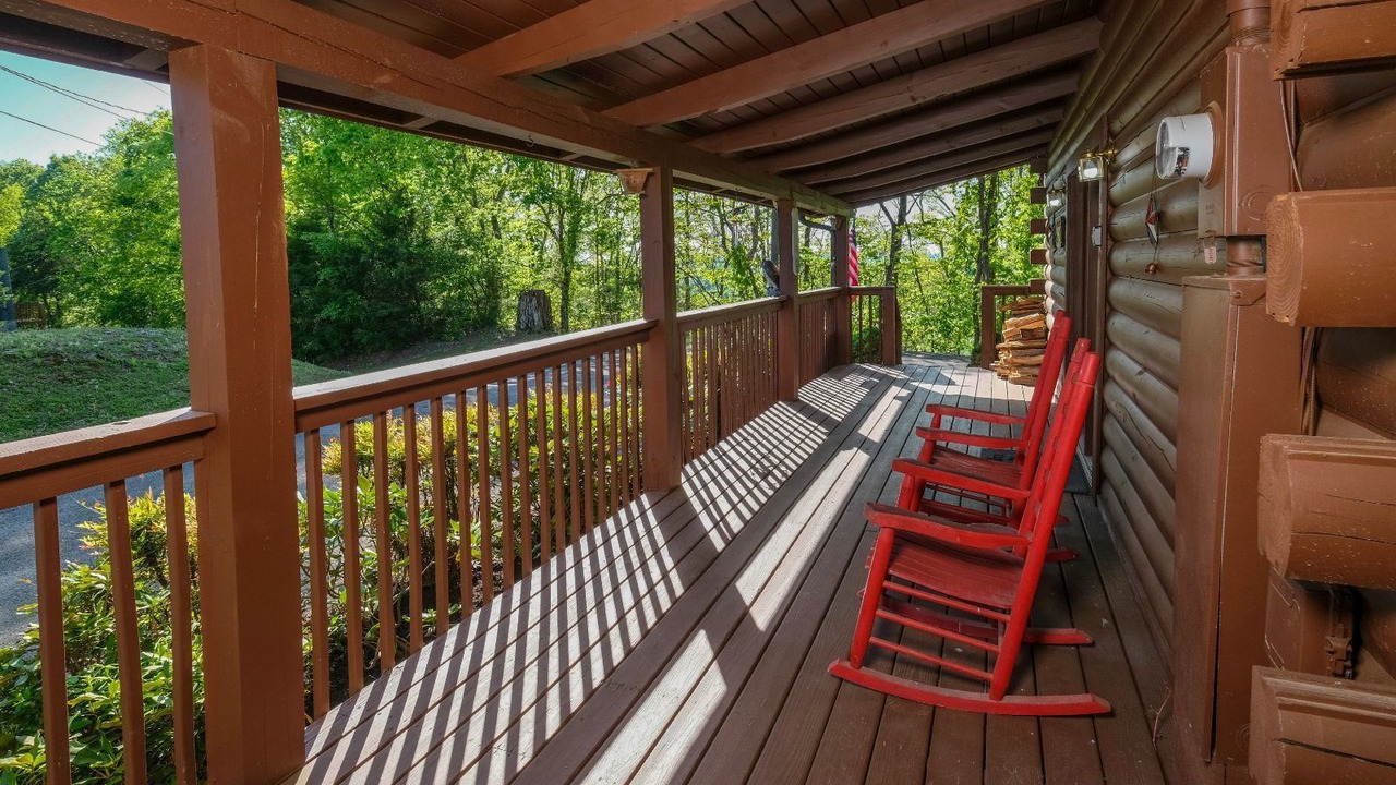 Photo of Patio Balcony in Sevierville