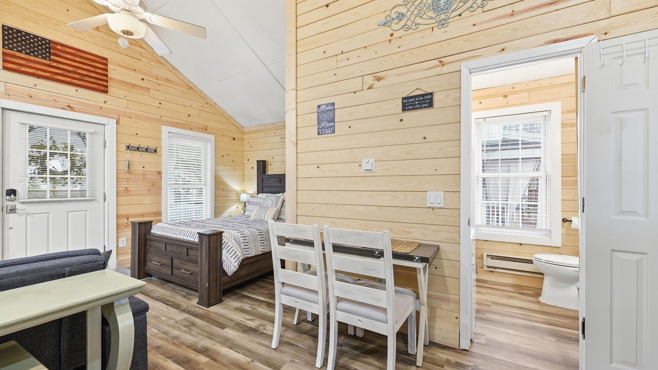 Photo of Bedroom in Altamont