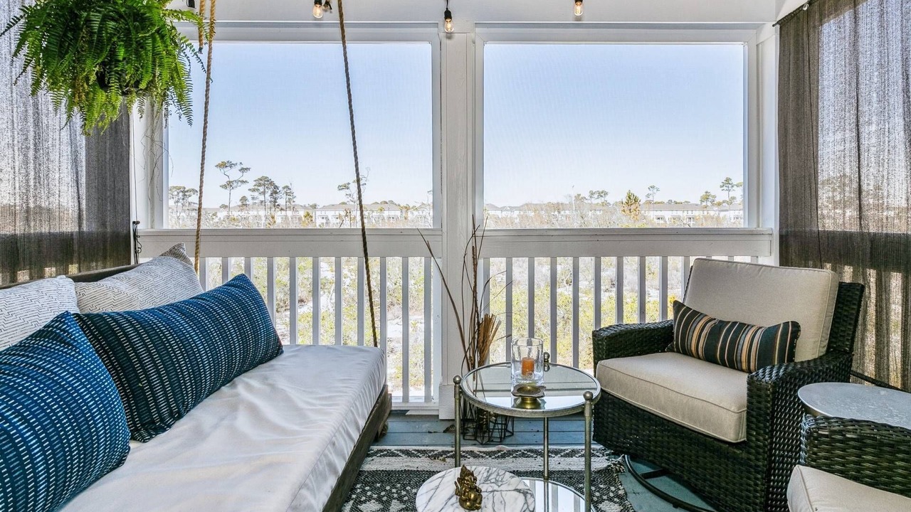 Photo of Patio Balcony in Ono Island
