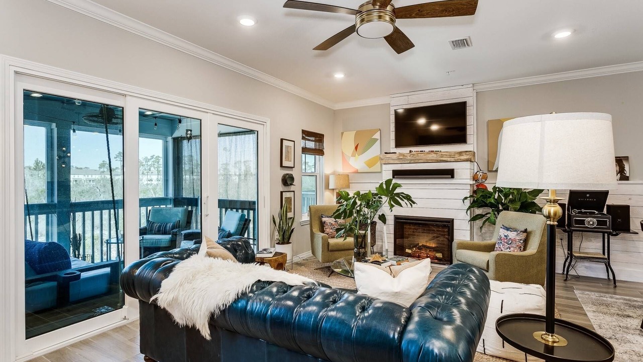 Photo of Livingroom in Ono Island