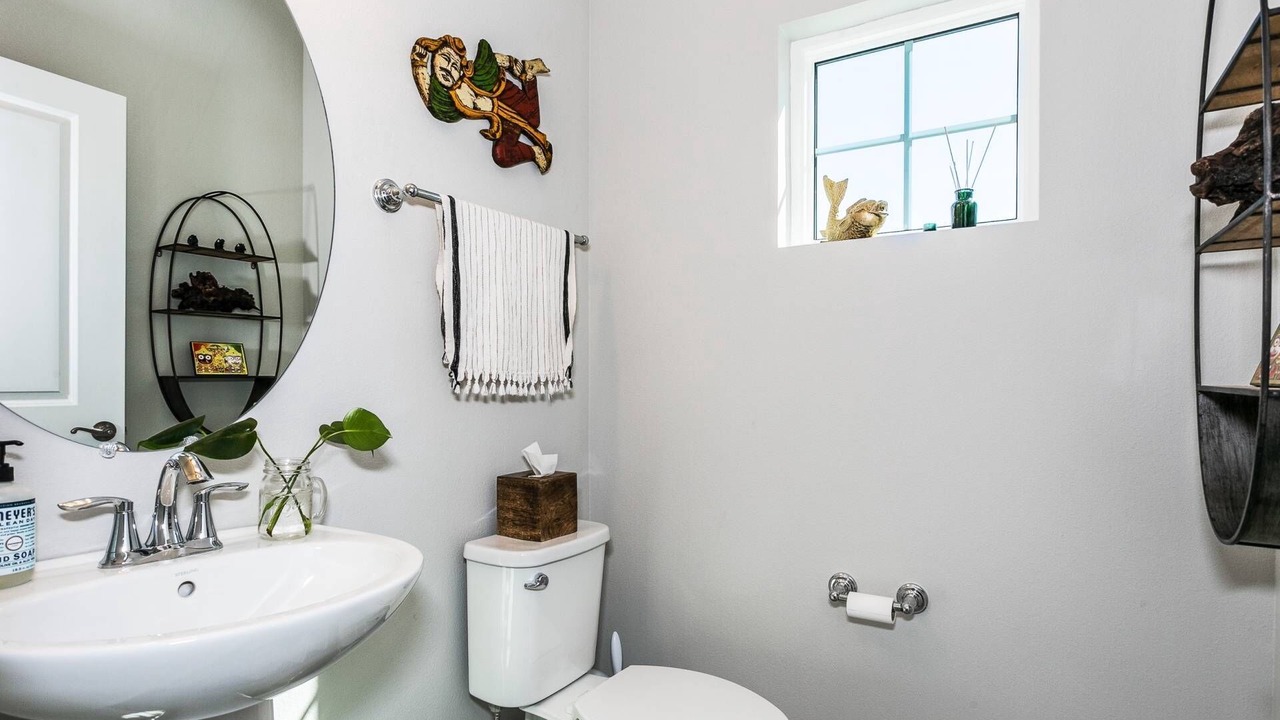 Photo of Bedroom in Ono Island