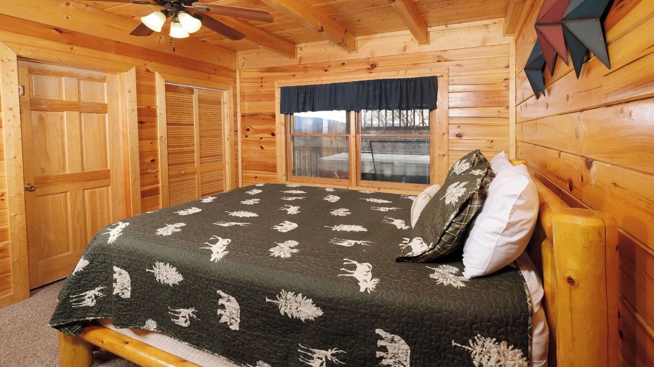 Photo of Bedroom in Sevierville