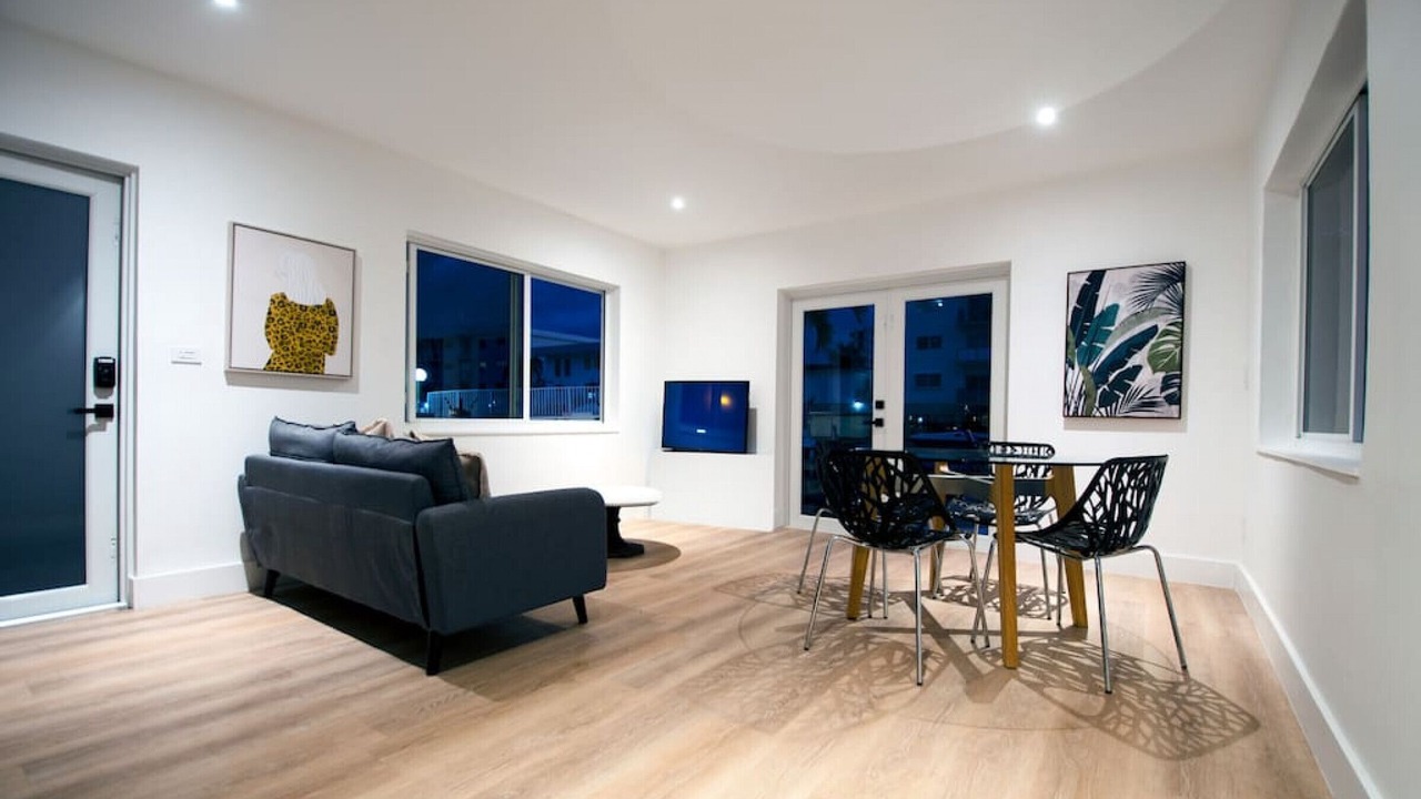 Photo of Livingroom in Eastern Shores