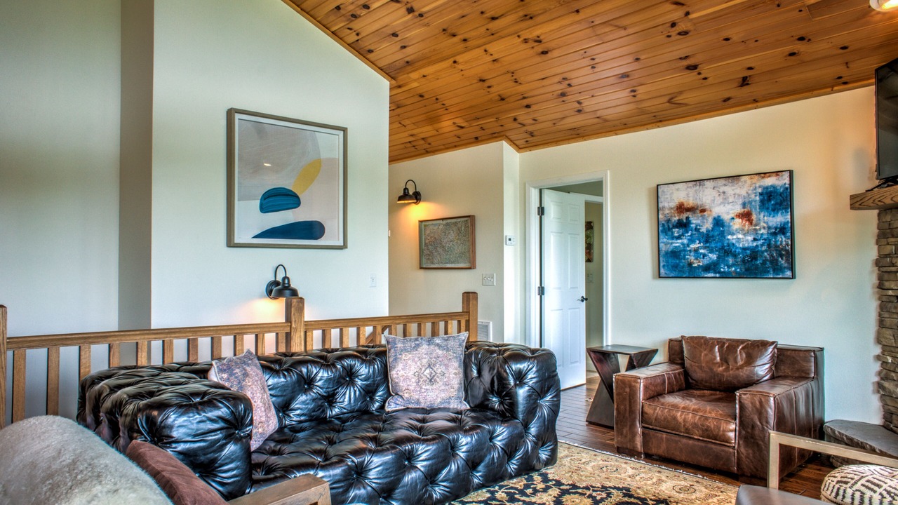 Photo of Livingroom in Waynesville