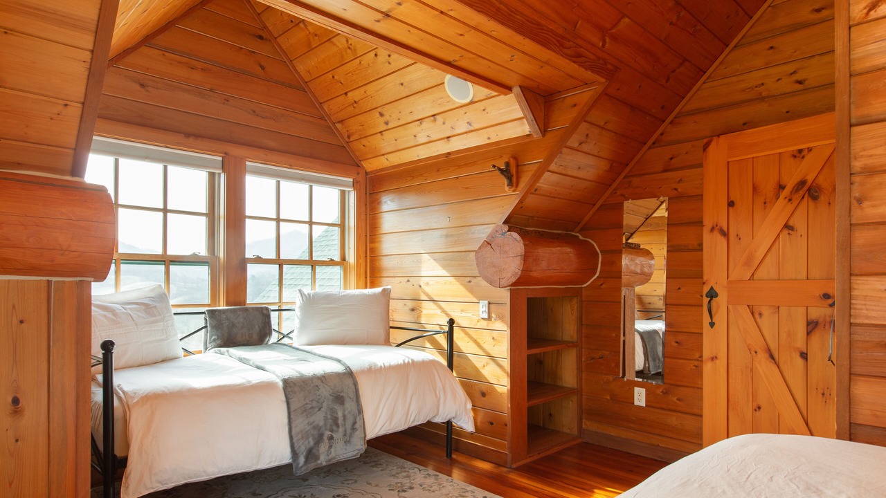 Photo of Bedroom in Marshall