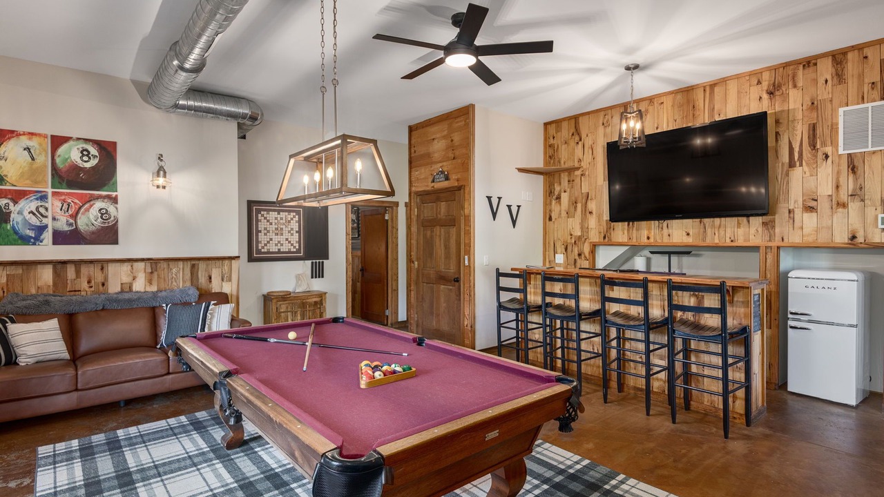 Photo of Livingroom in Maggie Valley