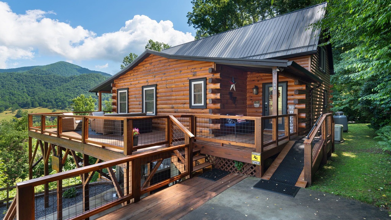 Photo of Outdoor in Maggie Valley