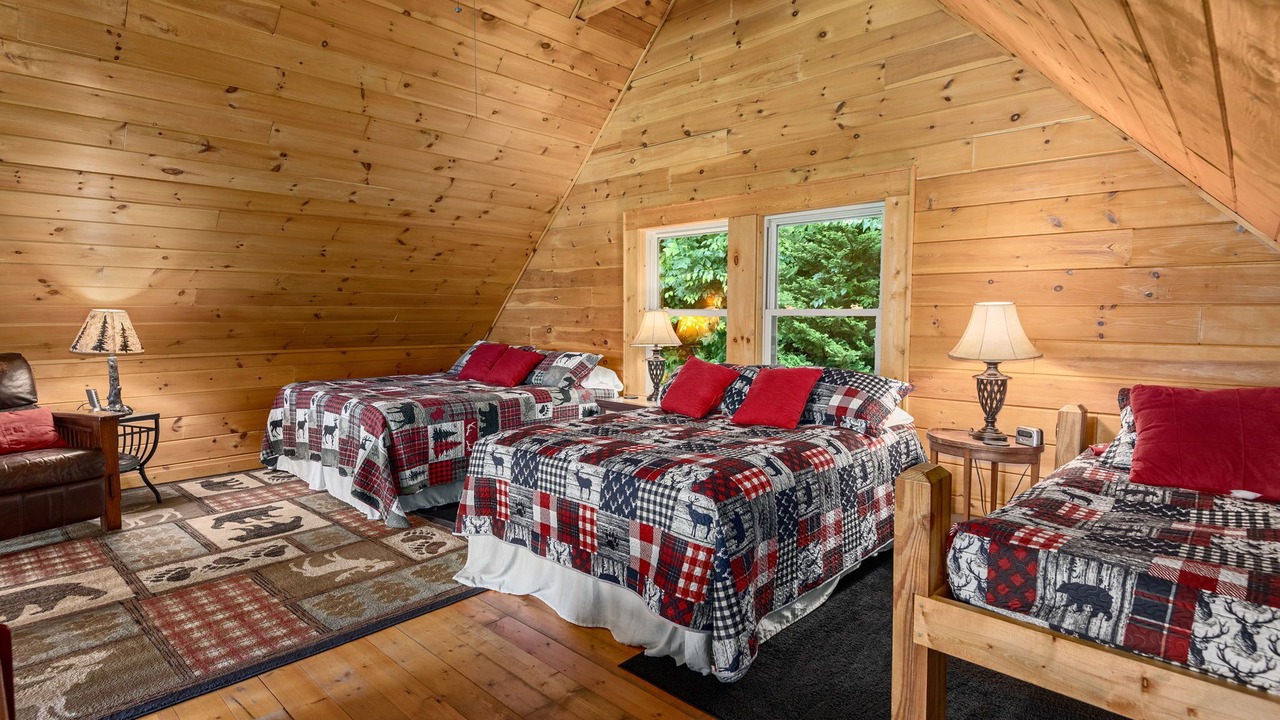 Photo of Bedroom in Maggie Valley